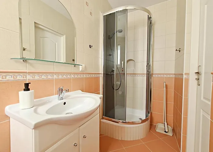 Morska ホームステイ カルビア