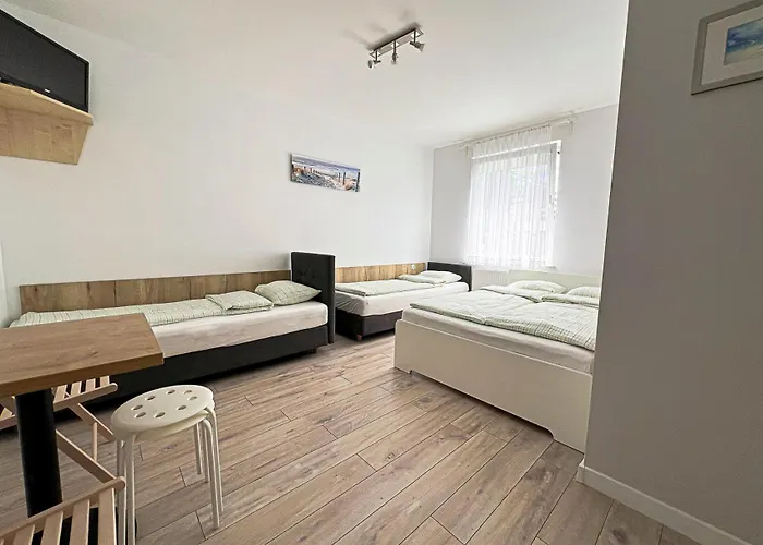 Morska ホームステイ カルビア