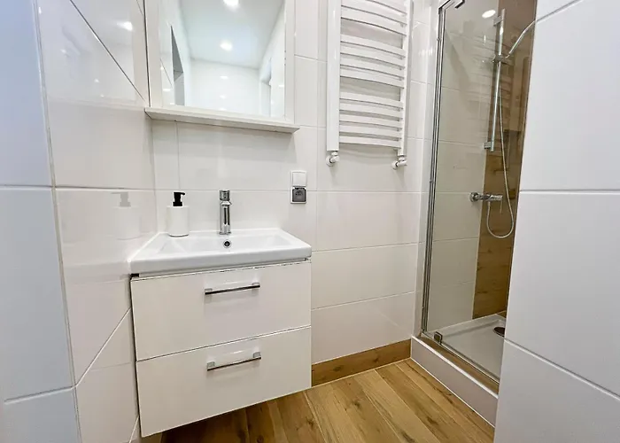 ホームステイ Morska カルビア